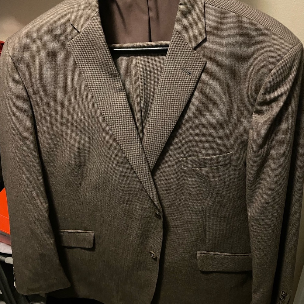 Men's suit